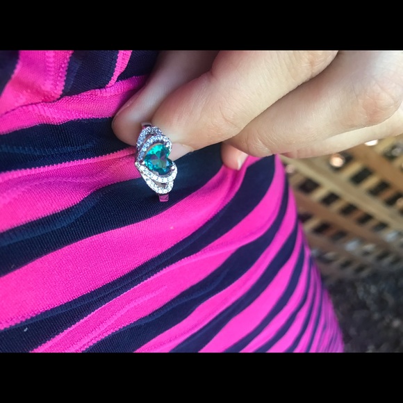 NWT 925 Sterling Silver Unique Ring - Picture 2 of 3